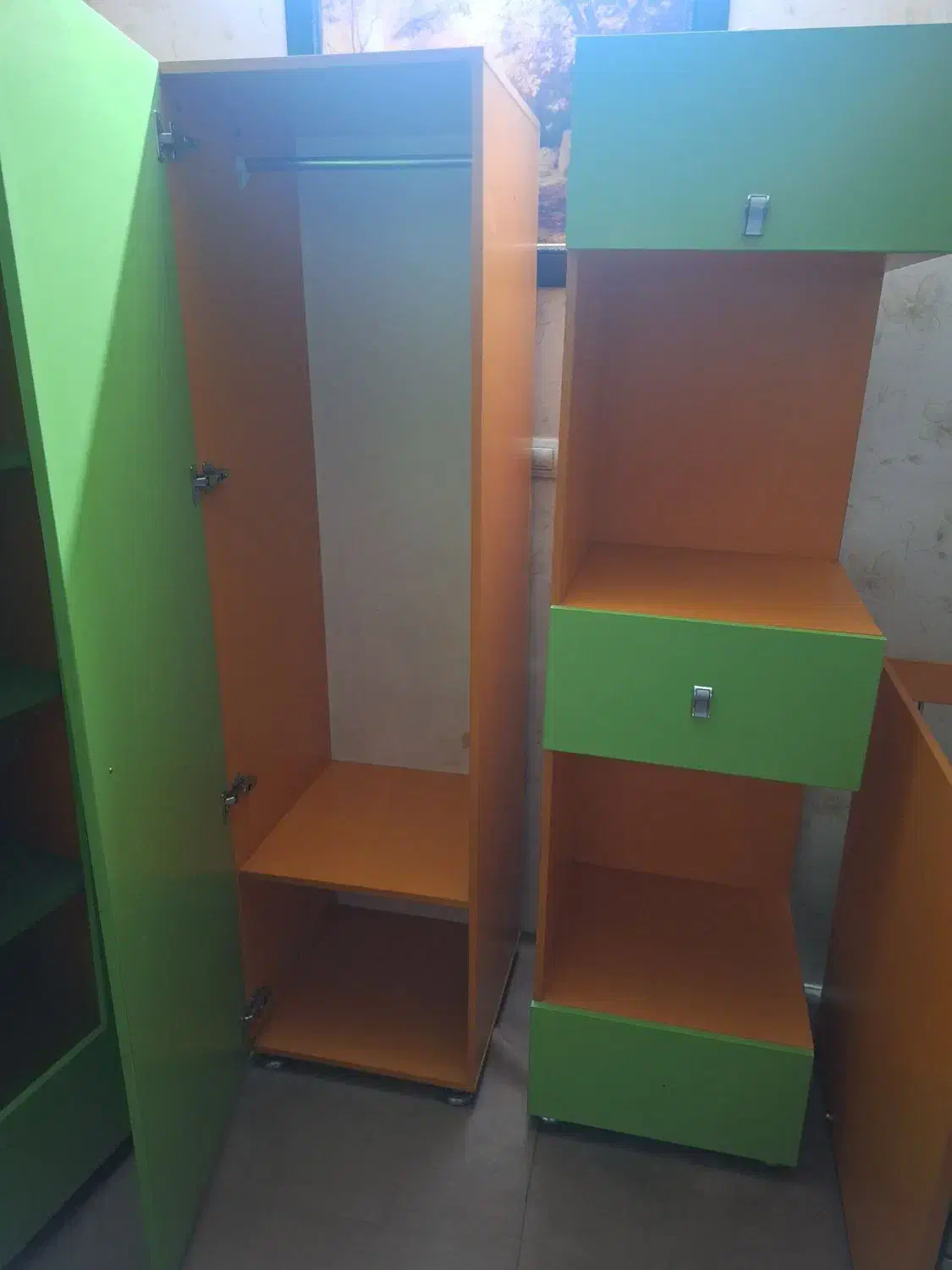 سرویس خواب کودک|تخت و سرویس خواب|ری, شهادت|دیوار