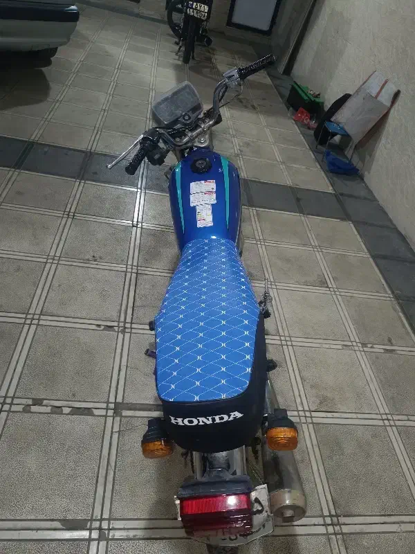 موتور مدارک دار پلاک قدیم کویر|موتورسیکلت|بومهن, |دیوار