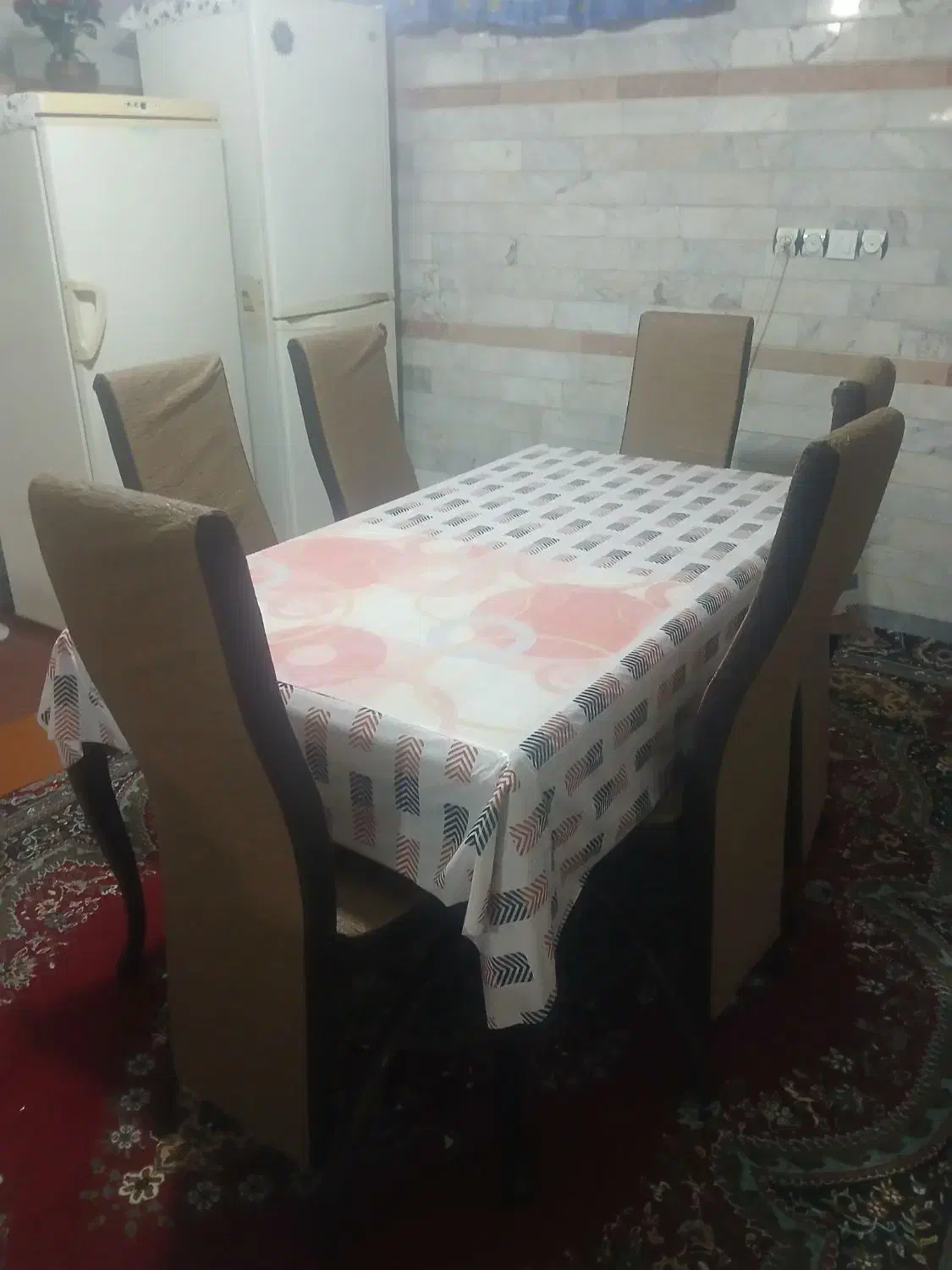 میز نهارخوری|میز و صندلی غذاخوری|کردکوی, |دیوار