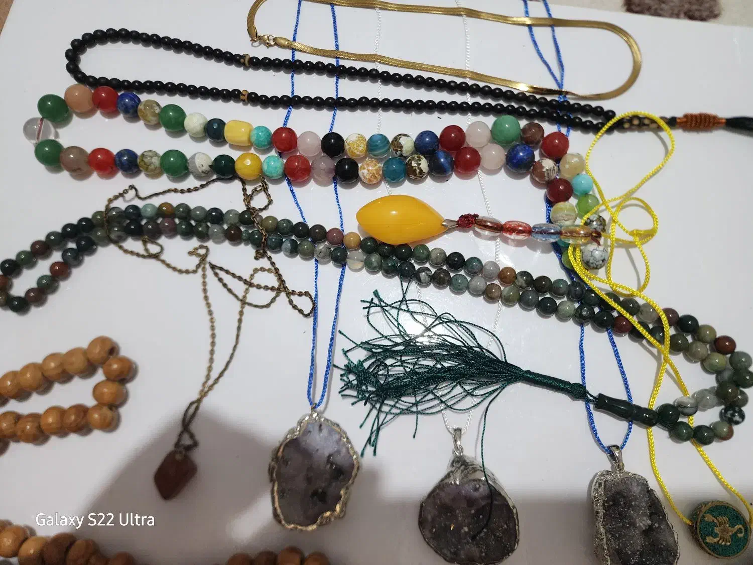 کردنبند و تسبیح و دستبند و زنجیر سنگ اصل|جواهرات|رشت, دیلمان|دیوار