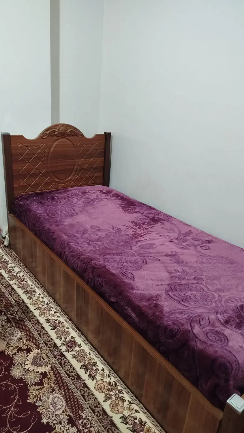 تخت خواب یک نفره|تخت و سرویس خواب|فولادشهر, مسکن مهر فولادشهر|دیوار