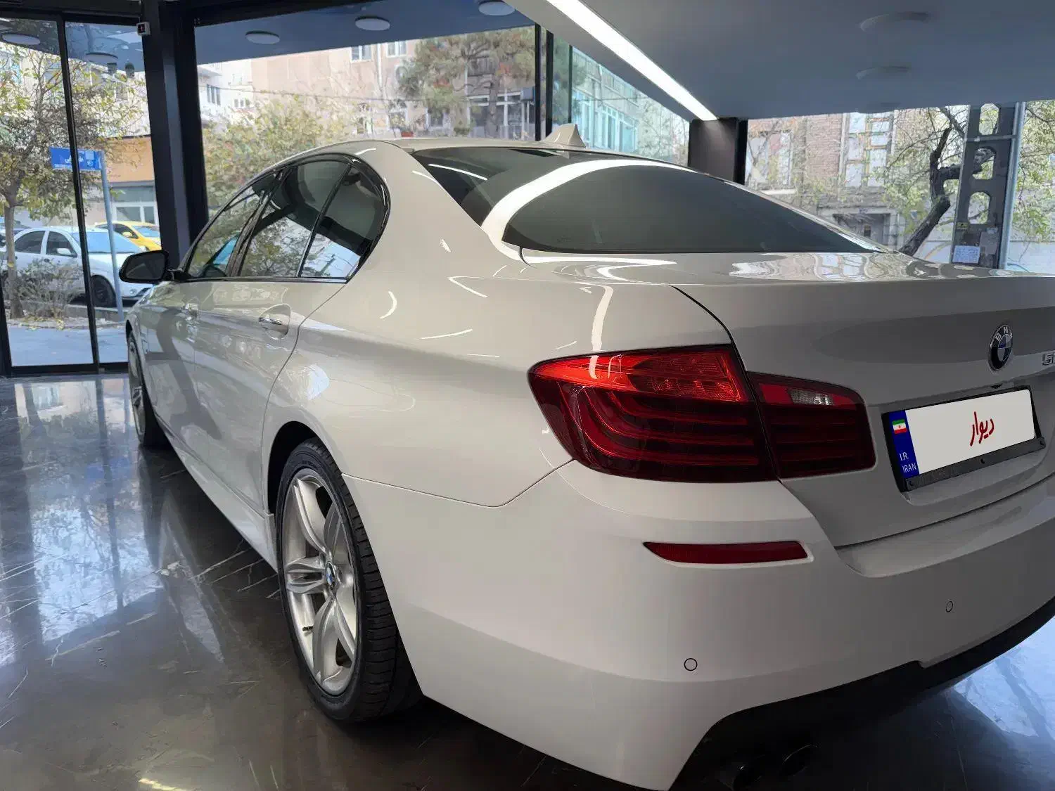 بی ام و 528 مدل ۲۰۱۴ استثنایی|خودرو سواری و وانت|تهران, جمهوری|دیوار