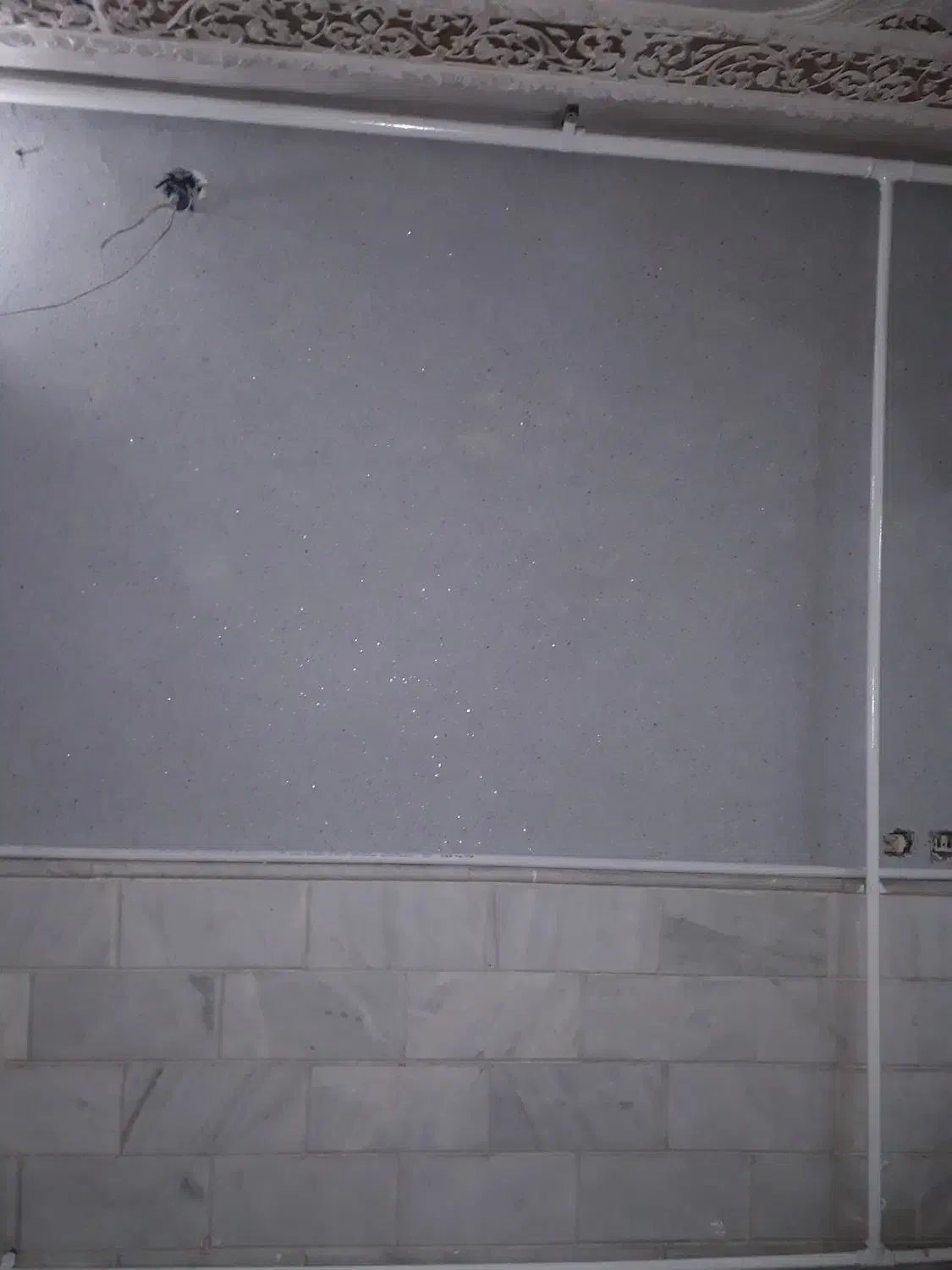 نصب الیاف وپتینه خوردکاری گچ|خدمات پیشه و مهارت|قم, چهل درخت|دیوار