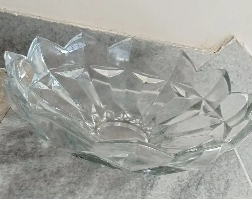 تعدادی بلور خارجی|ظروف سرو و پذیرایی|اسدآباد, |دیوار