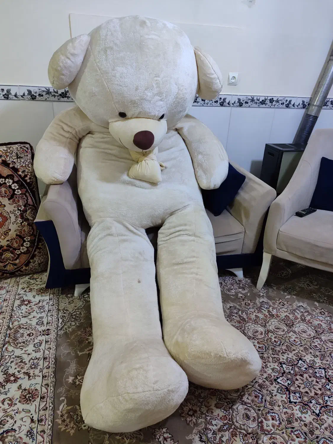 عروسک ۳ متر|اسباب‌بازی بچه|سنندج, |دیوار