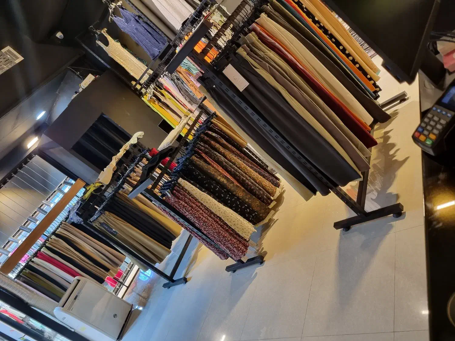 رگال وسط فلزی|فروشگاه و مغازه|قشم, |دیوار