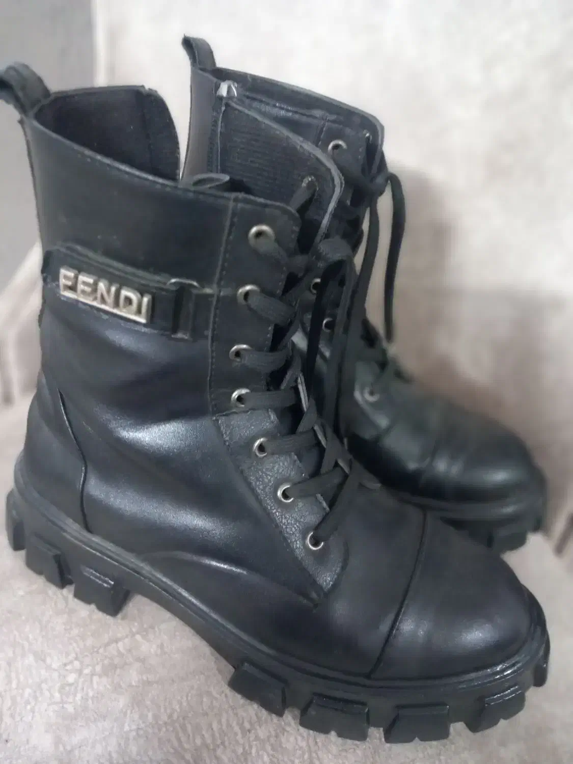 کفش نیم بوت بنددار|کیف، کفش، کمربند|گرگان, |دیوار