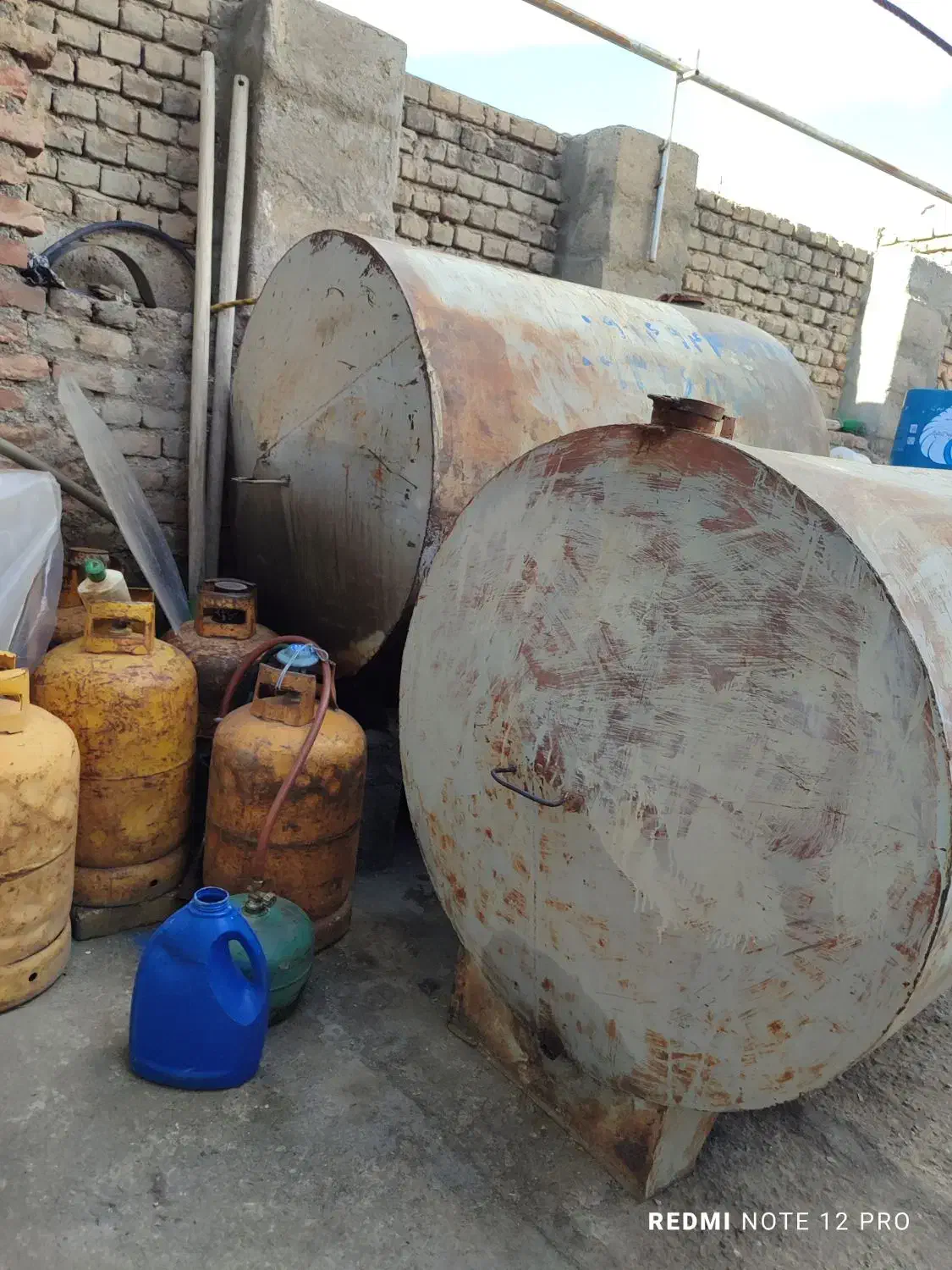 تانکر نفت|مصالح و تجهیزات ساختمان|میاندوآب, |دیوار