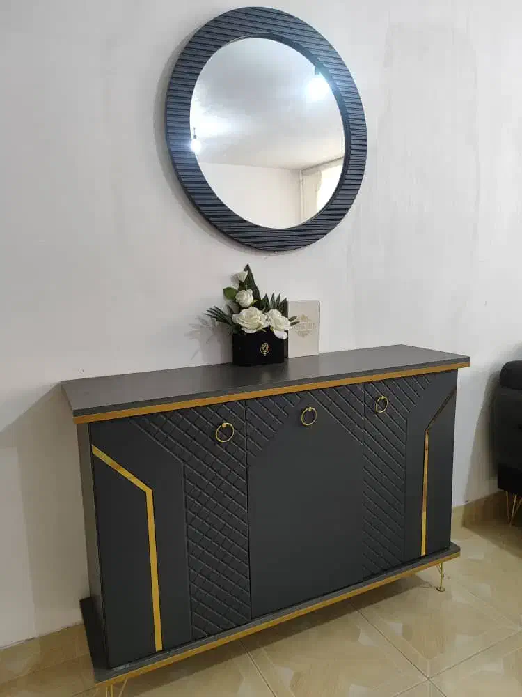 آینه کنسول در حد نو|بوفه، ویترین، کنسول|اردبیل, |دیوار