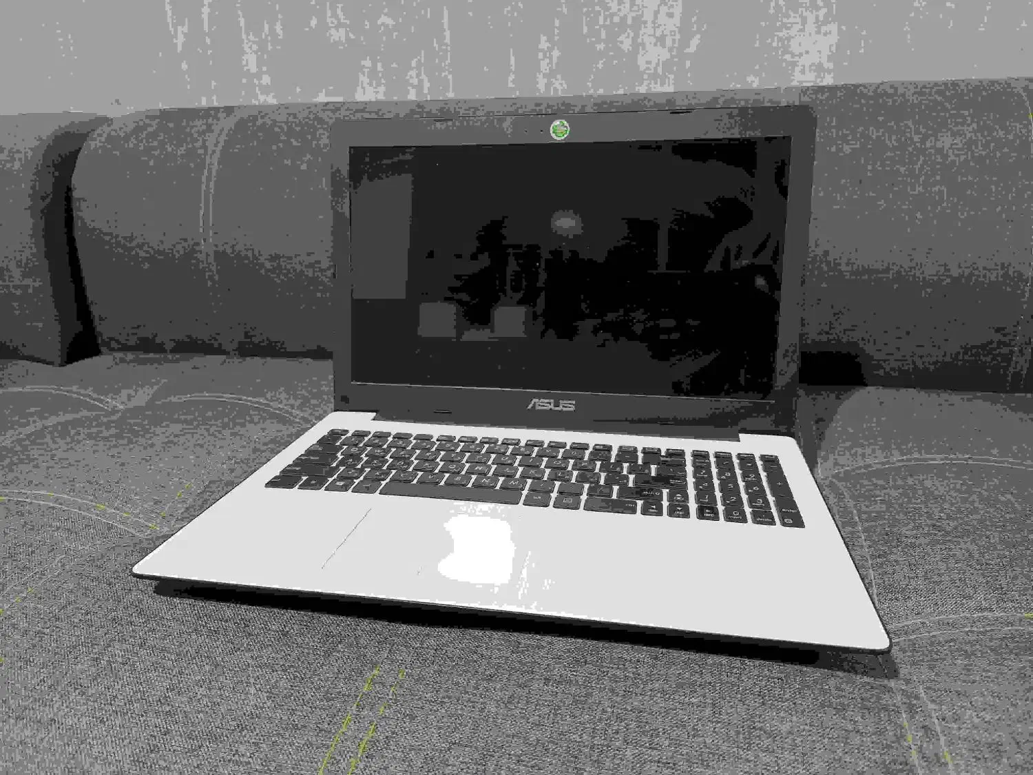 لب تاپ ایسوس در حد نو|رایانه همراه|اسفراین, |دیوار