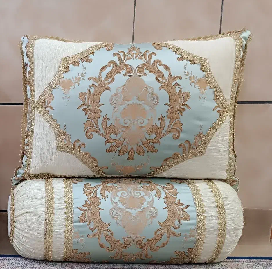 بالشت محلی|پشتی|دوگنبدان, |دیوار