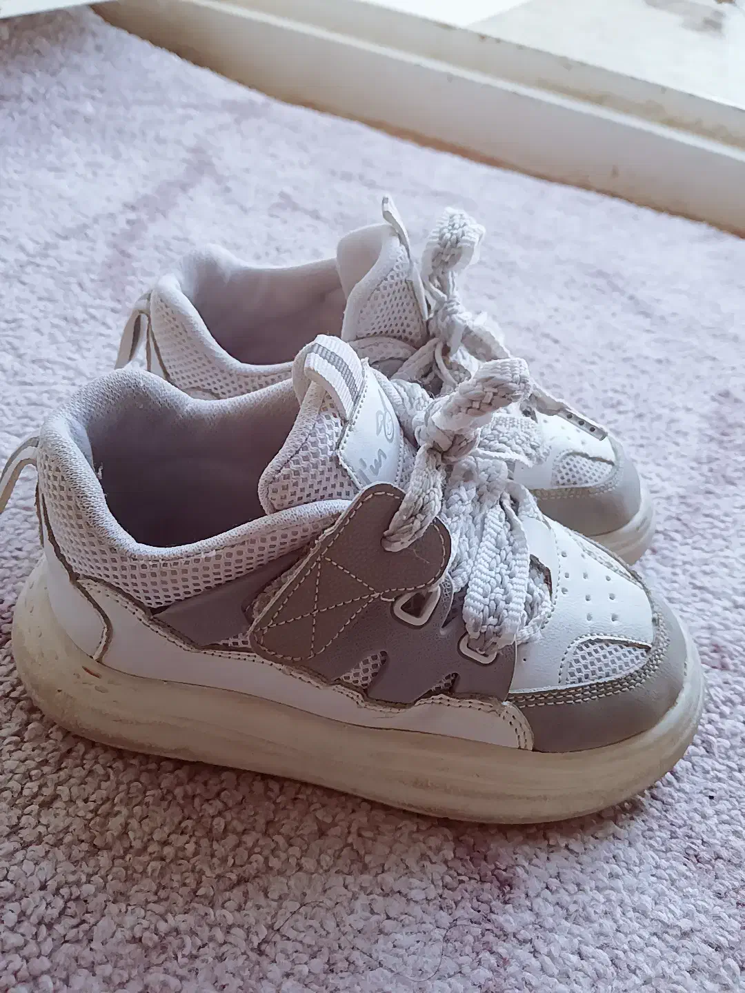 دو جفت کفش دره شهر|کفش و لباس بچه|آبدانان, |دیوار