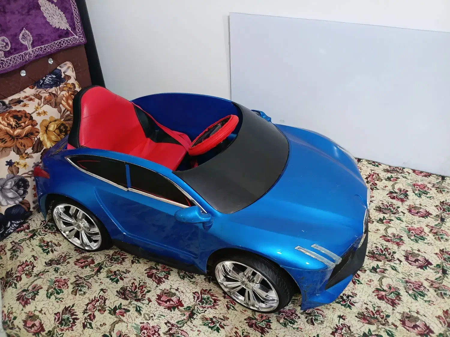 ماشین شارژی۲موتوره|اسباب‌‌بازی|بیرجند, |دیوار