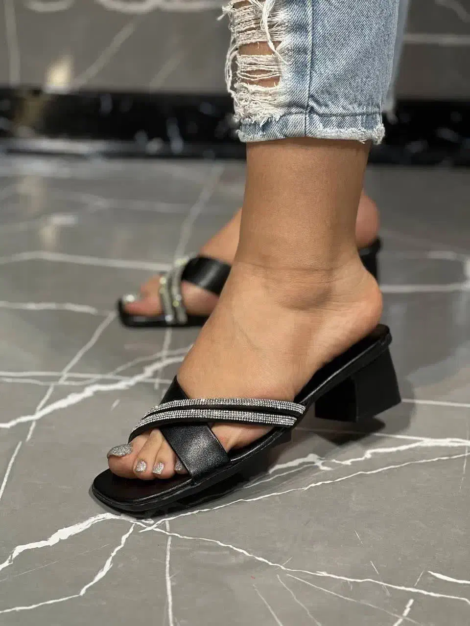 صندل پاشنه دار نگینی|کیف، کفش، کمربند|ساوه, |دیوار