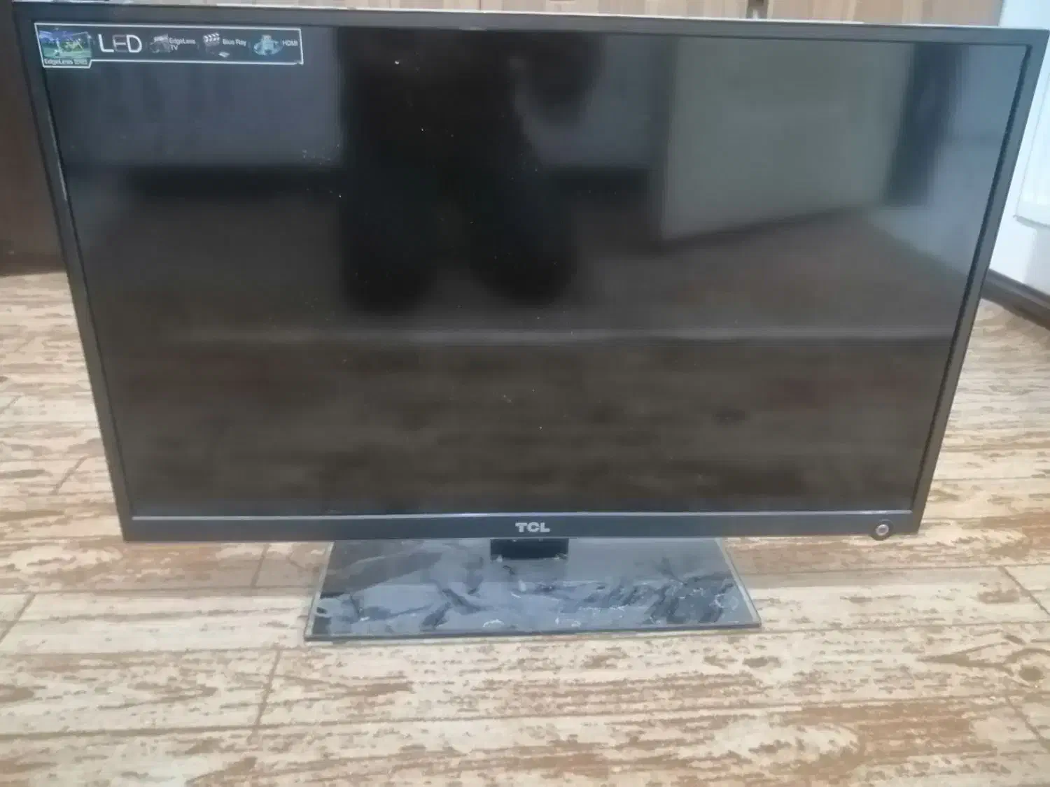 LED مارک TCL، بدون کارکرد|تلویزیون و پروژکتور|قم, عمار یاسر|دیوار