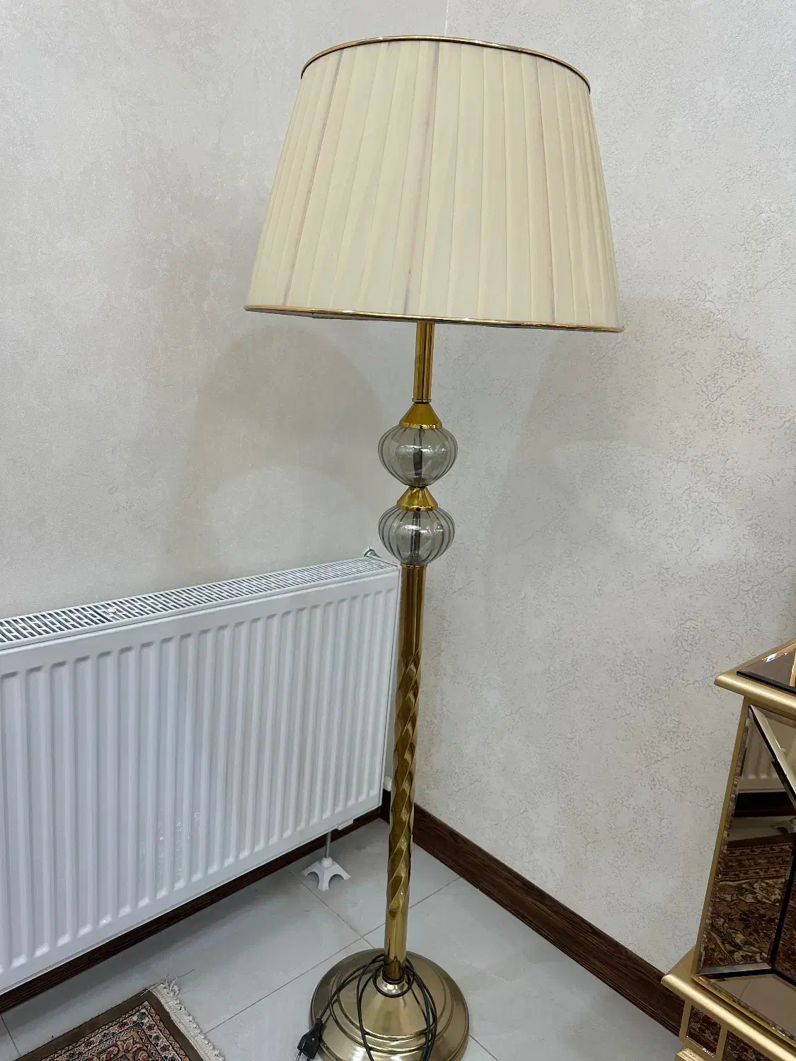 آباژور|چراغ خواب و آباژور|شهریار, شهریار|دیوار