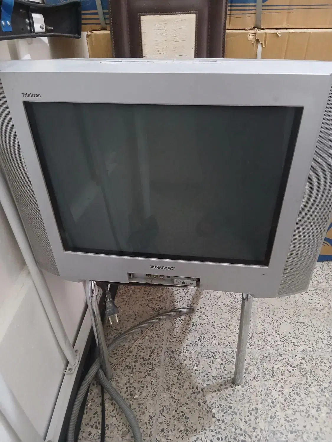 تلویزیون سونی سالم همراه میز|تلویزیون و پروژکتور|شوشتر, |دیوار