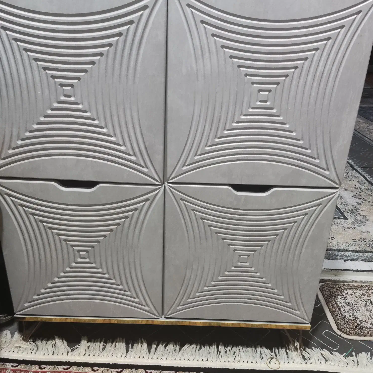 کمد و دراور جاکفشی|جاکفشی، کمد، دراور|قم, قم نو|دیوار