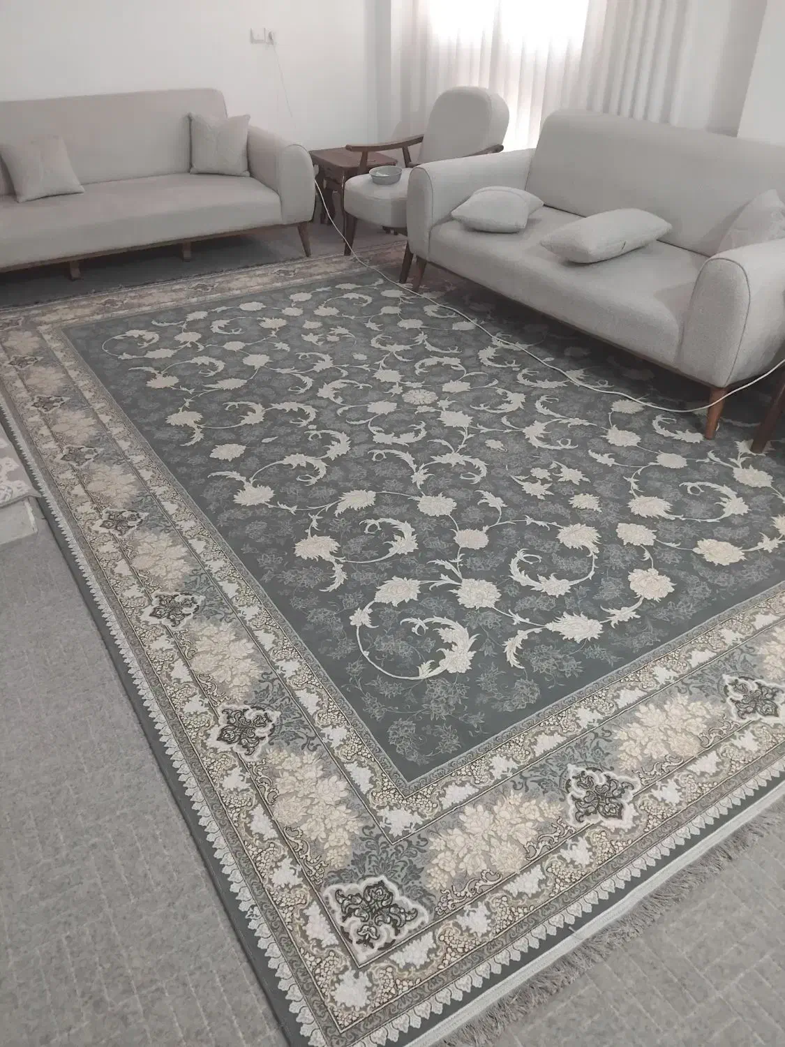 بک عدد فرش ۱۲۰۰شانه نو نو بسیار خوش رنگ|فرش|گالیکش, |دیوار