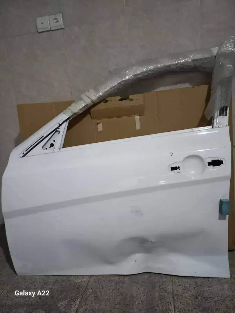 در سمت راننده دنا پلاس (پوسته خام) نیاز به صافکاری|قطعات یدکی و لوازم جانبی|تهران, فلاح|دیوار