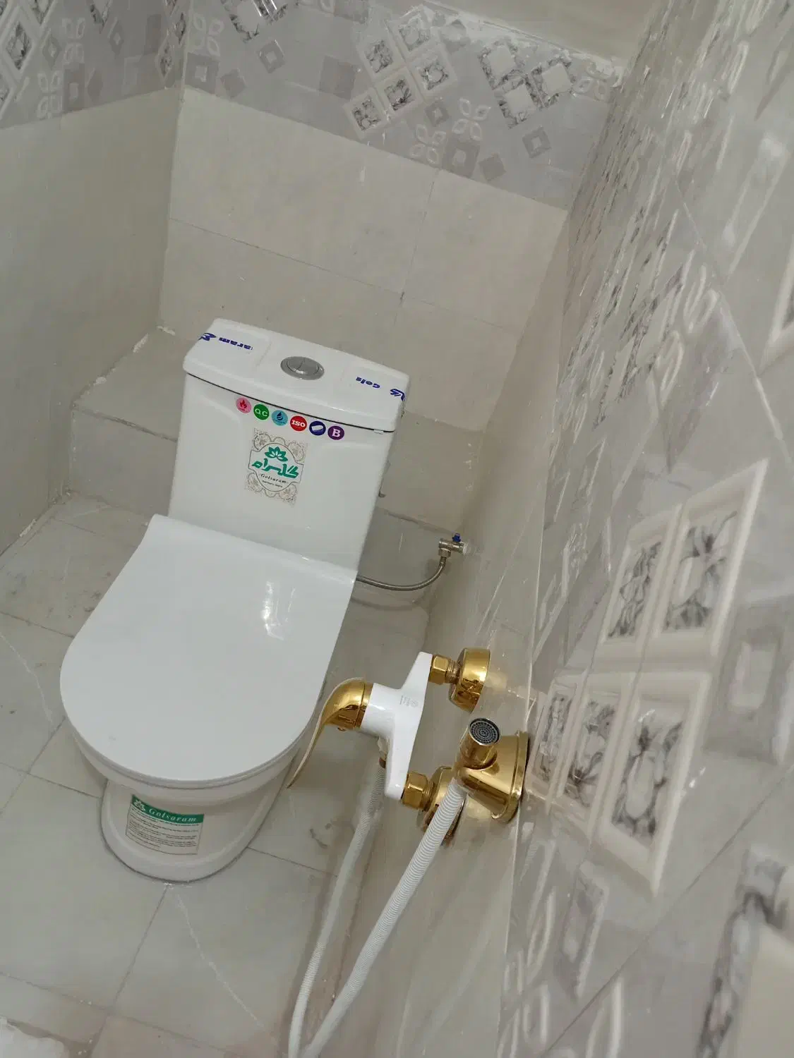 لوله کشی وبرق کشی ونصبیات.|خدمات پیشه و مهارت|کاشان, شریعتی|دیوار