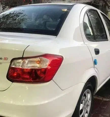 ساینا s مدل ۴۰۴|خودرو سواری و وانت|بروجرد, |دیوار