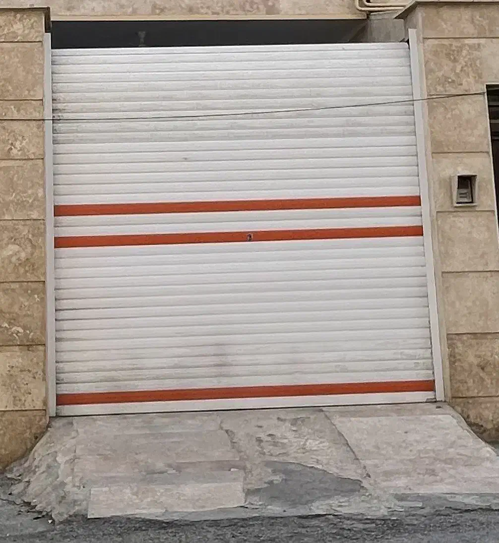 پارکینگ یا انبار اجاره|اجارهٔ مغازه و غرفه|کامیاران, |دیوار