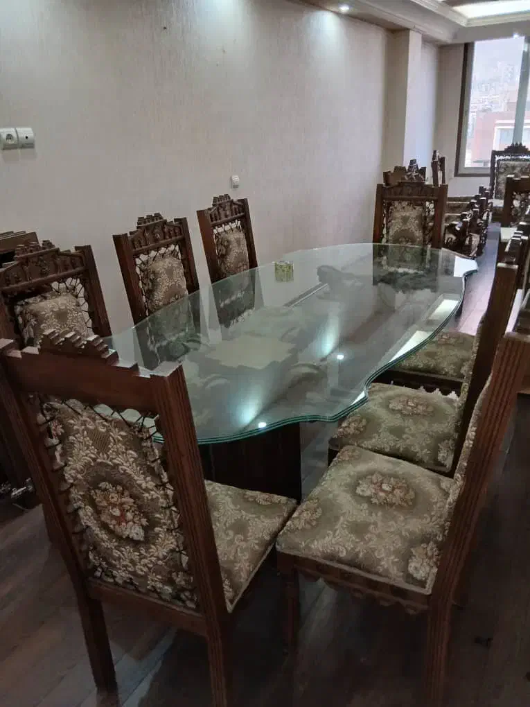 مبل با میز نهار خوری سلطنتی چوب روس اصل|مبلمان خانگی و میز عسلی|تهران, قیطریه|دیوار