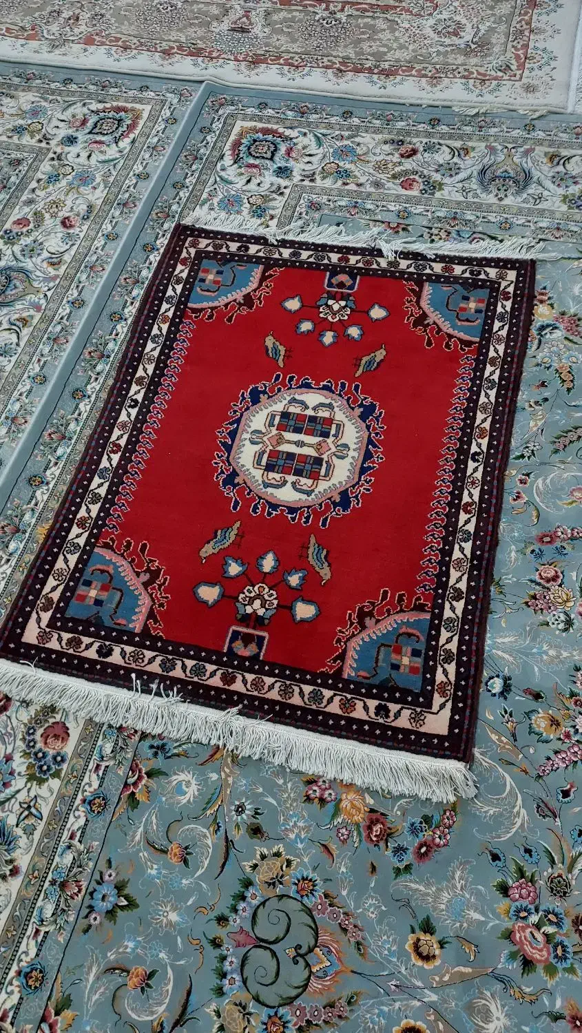 دو تخته فرش فرش دستبافت نایاب|فرش|کرمانشاه, |دیوار