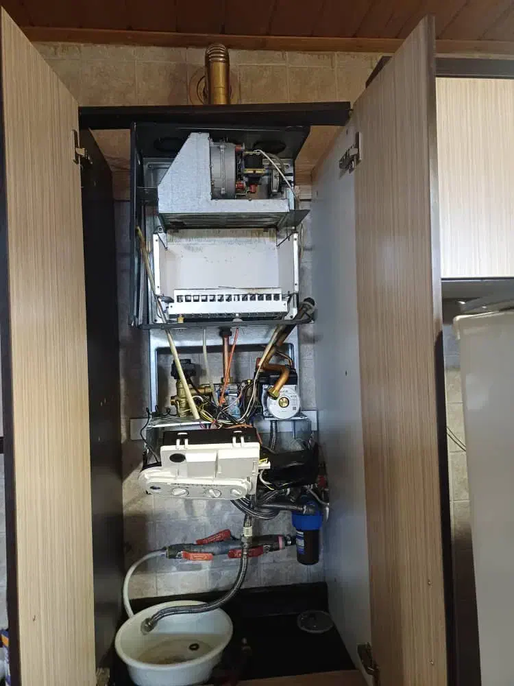 تعمیر و سرویس انواع پکیج ایرانی و خارجی|خدمات پیشه و مهارت|اصفهان, بهارستان|دیوار