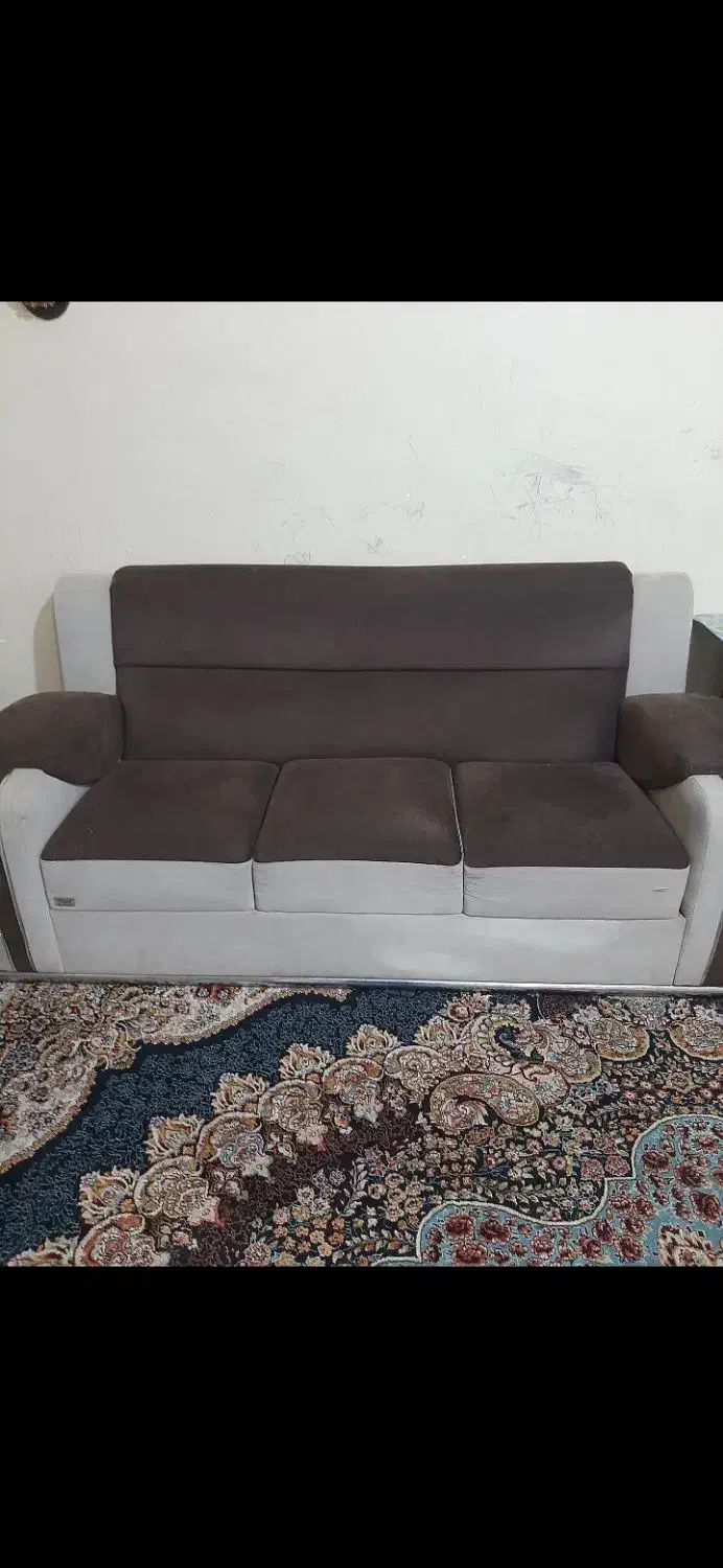 مبل ۸ نفره به قیمت ۲۵۰۰۰۰۰۰|مبلمان خانگی و میز عسلی|بندر ماهشهر, |دیوار