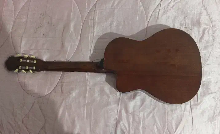 گیتار کلاسیک آیبانز|گیتار، بیس، امپلیفایر|کرمانشاه, |دیوار