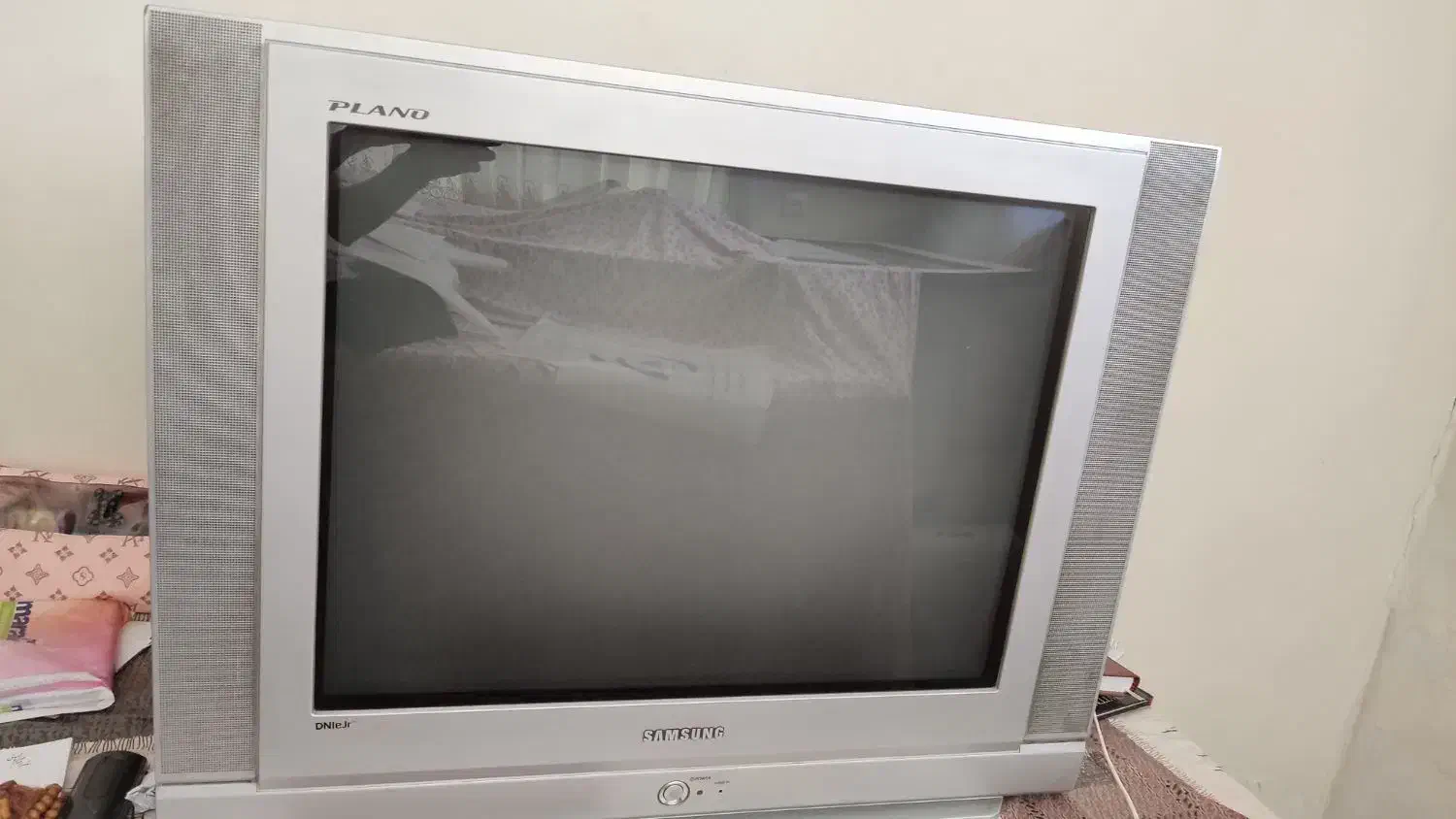 تلویزیون|تلویزیون و پروژکتور|همدان, |دیوار