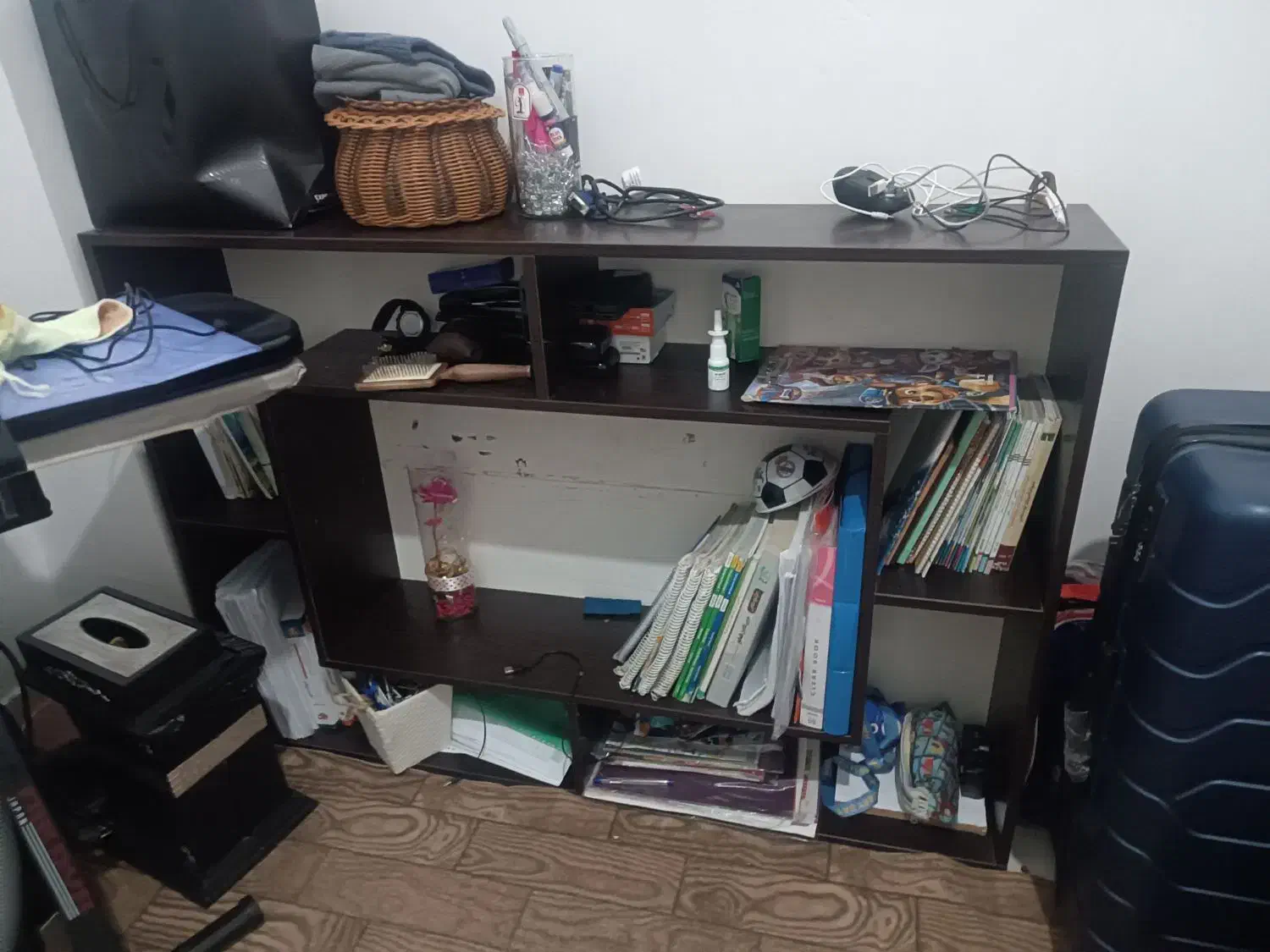 کتابخونه|کتابخانه، شلف، قفسه‌های دیواری|دورود, |دیوار