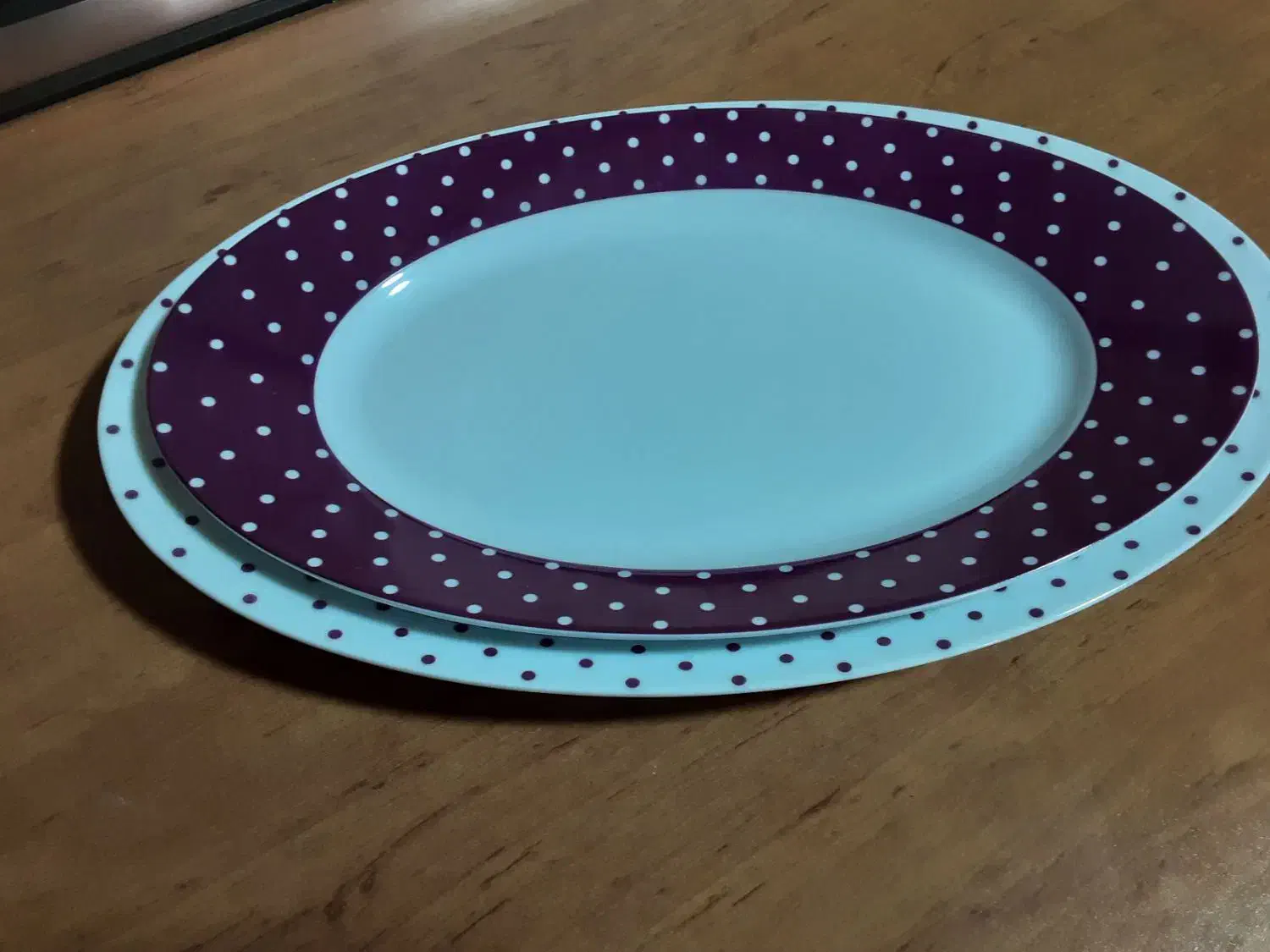 سرویس چینی|ظروف سرو و پذیرایی|بروجرد, |دیوار