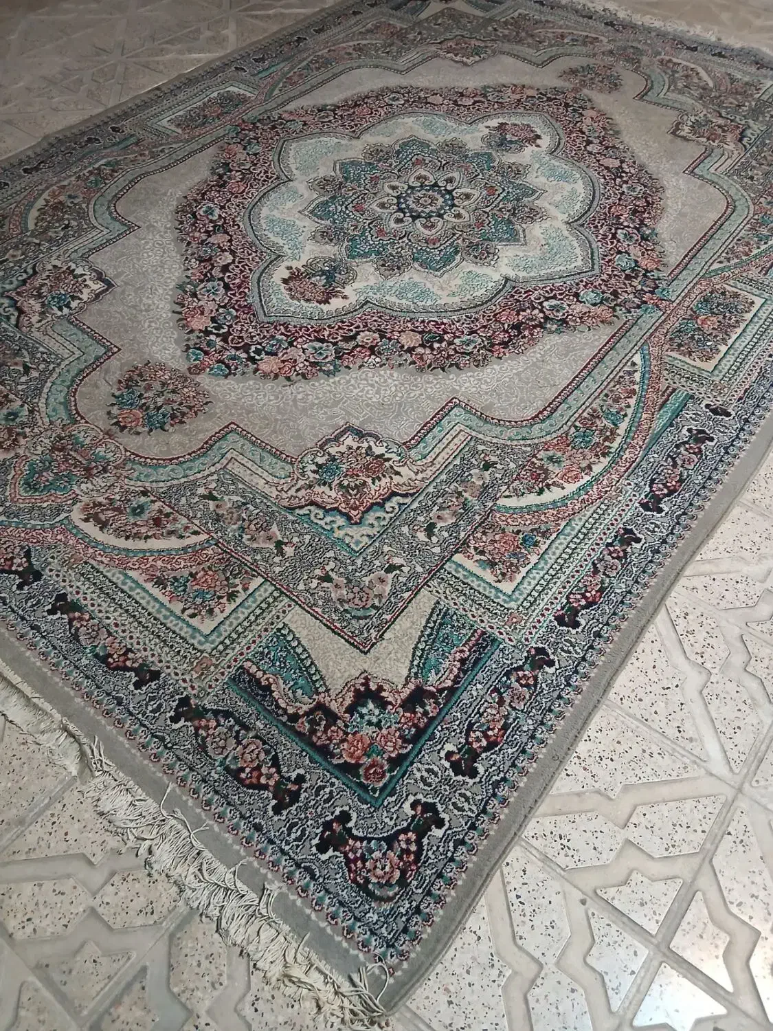 یک عدد ۹متری|فرش|مشهد, محمدآباد|دیوار