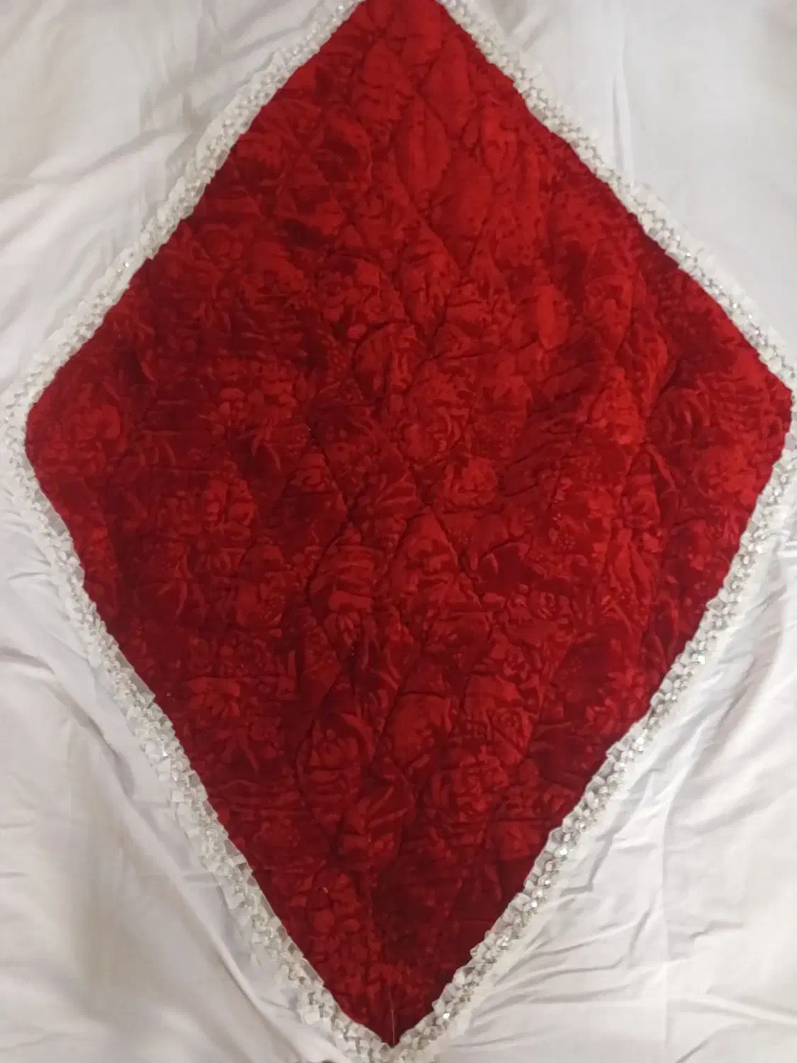 لحاف کرسی ۲نفره مخمل وساتن|رختخواب، بالش، پتو|اصفهان, گلزار|دیوار