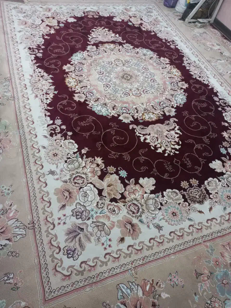 فرش ۱۲متری نخ یه با بارشوسته شده تمیز تمیز|فرش|شاندیز, |دیوار