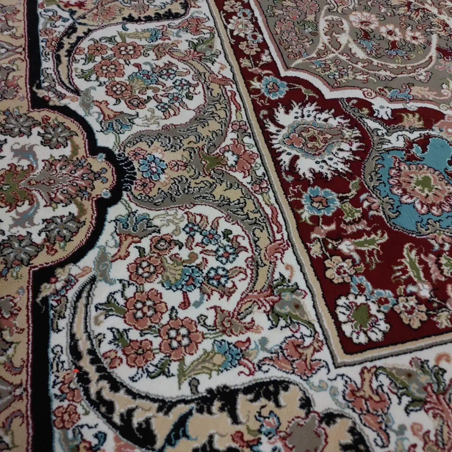 دو تخته فرش ۹متری خاطره کاشان|فرش|شاهین‌شهر, حافظ شمالی|دیوار