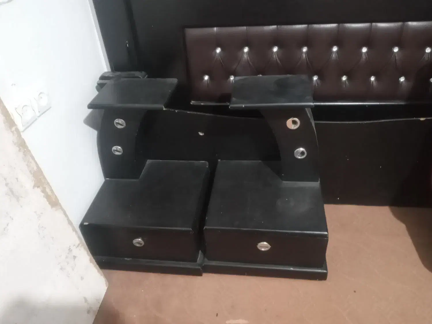 تخت دو نفره|تخت و سرویس خواب|گلبهار, شهر جدید گلبهار|دیوار