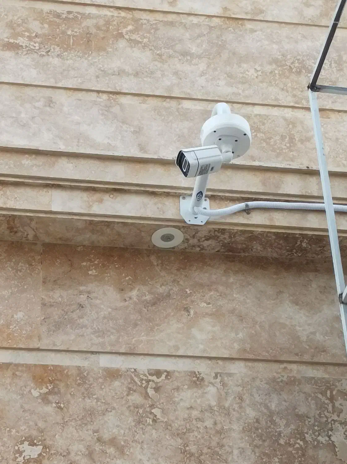 نصاب دوربین مداربسته  وفروش دوربین|دوربین مداربسته|خرمشهر, |دیوار