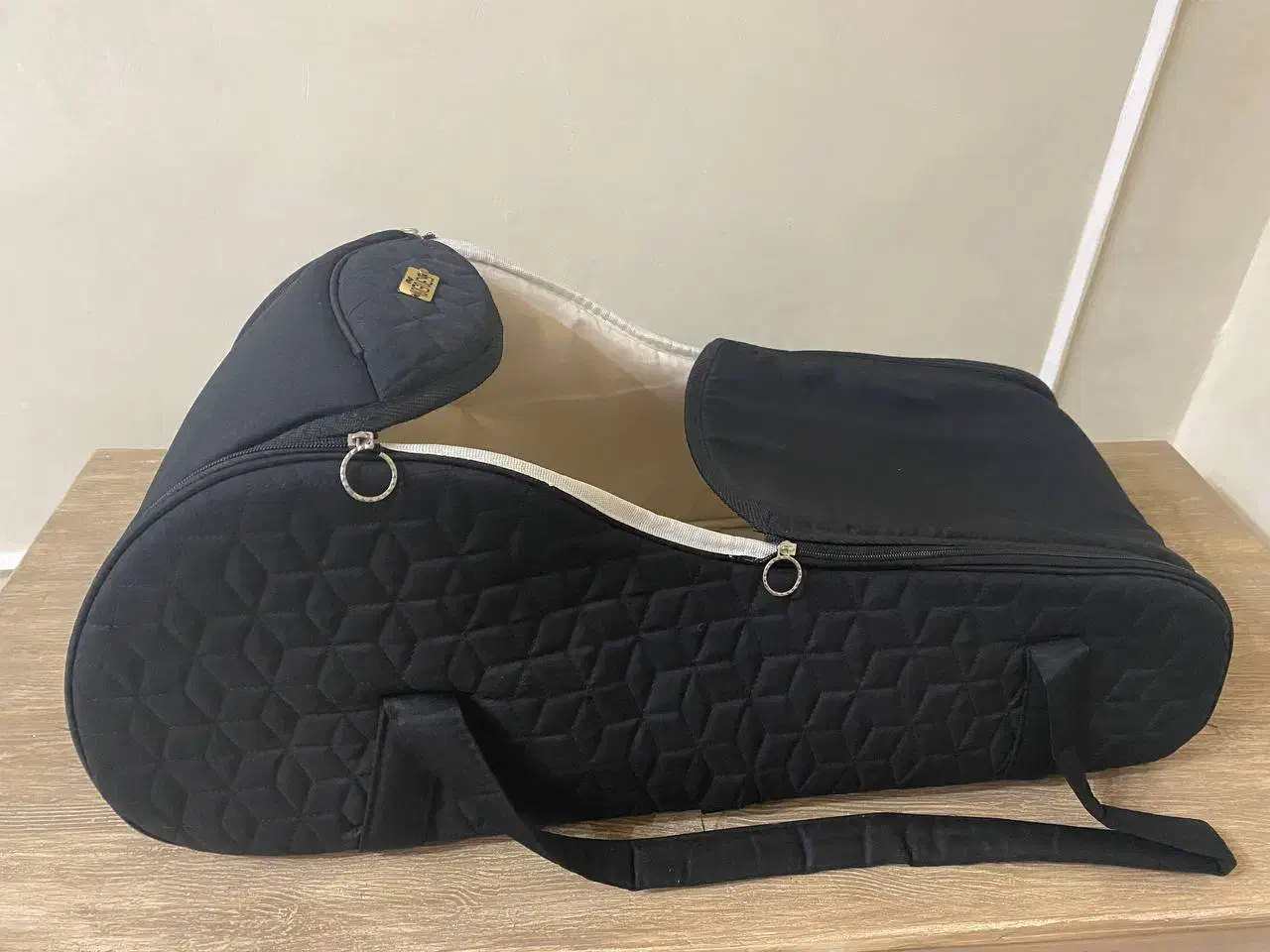 ساک حمل|کالسکه و لوازم جانبی|ابرکوه, |دیوار