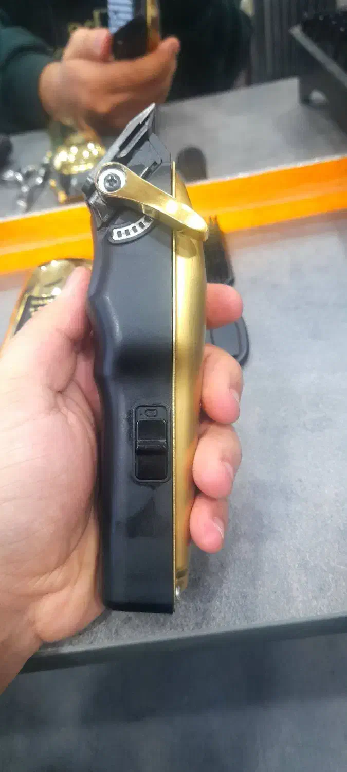 ماشین اصلاح|آرایشگاه و سالن‌های زیبایی|جم, |دیوار