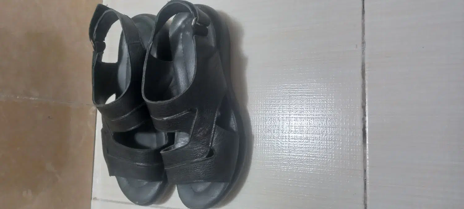 کفش دخترانه راحتی و چرم اصل سایز ۳۸|کیف، کفش، کمربند|مرند, |دیوار