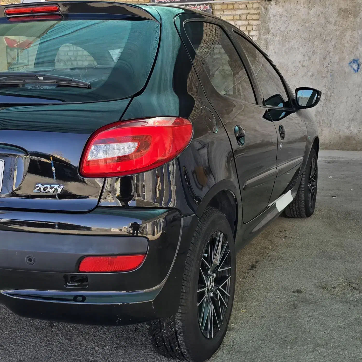 207 Tu5 سقف فلز در حد صفر|خودرو سواری و وانت|اصفهان, باغ زرشک|دیوار