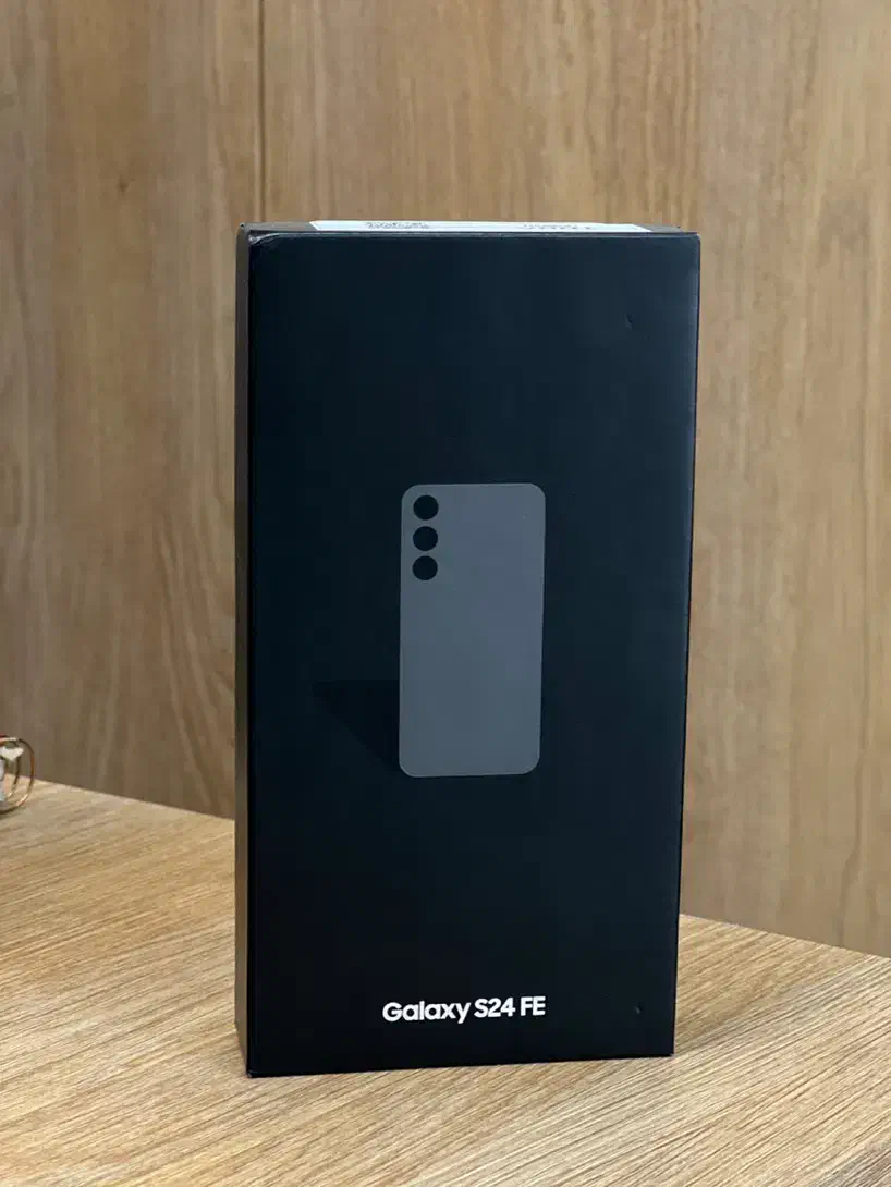 سامسونگ +Galaxy S24 با حافظهٔ ۲۵۶ گیگابایت|موبایل|یزد, |دیوار