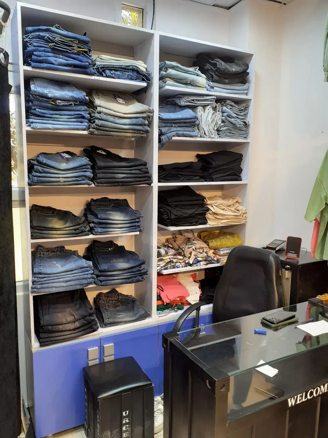 قفسه ی بوتیک و مغازه|کتابخانه، شلف، قفسههای دیواری|علیآباد کتول, |دیوار