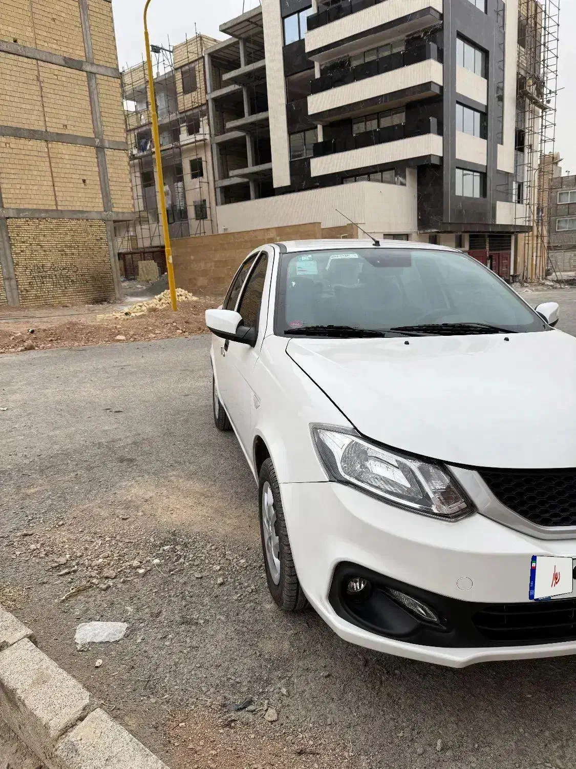 سایناsاستاندارد۸۵گانه مدل ۱۴۰۴ در حد خشک|خودرو سواری و وانت|فولادشهر, B4|دیوار