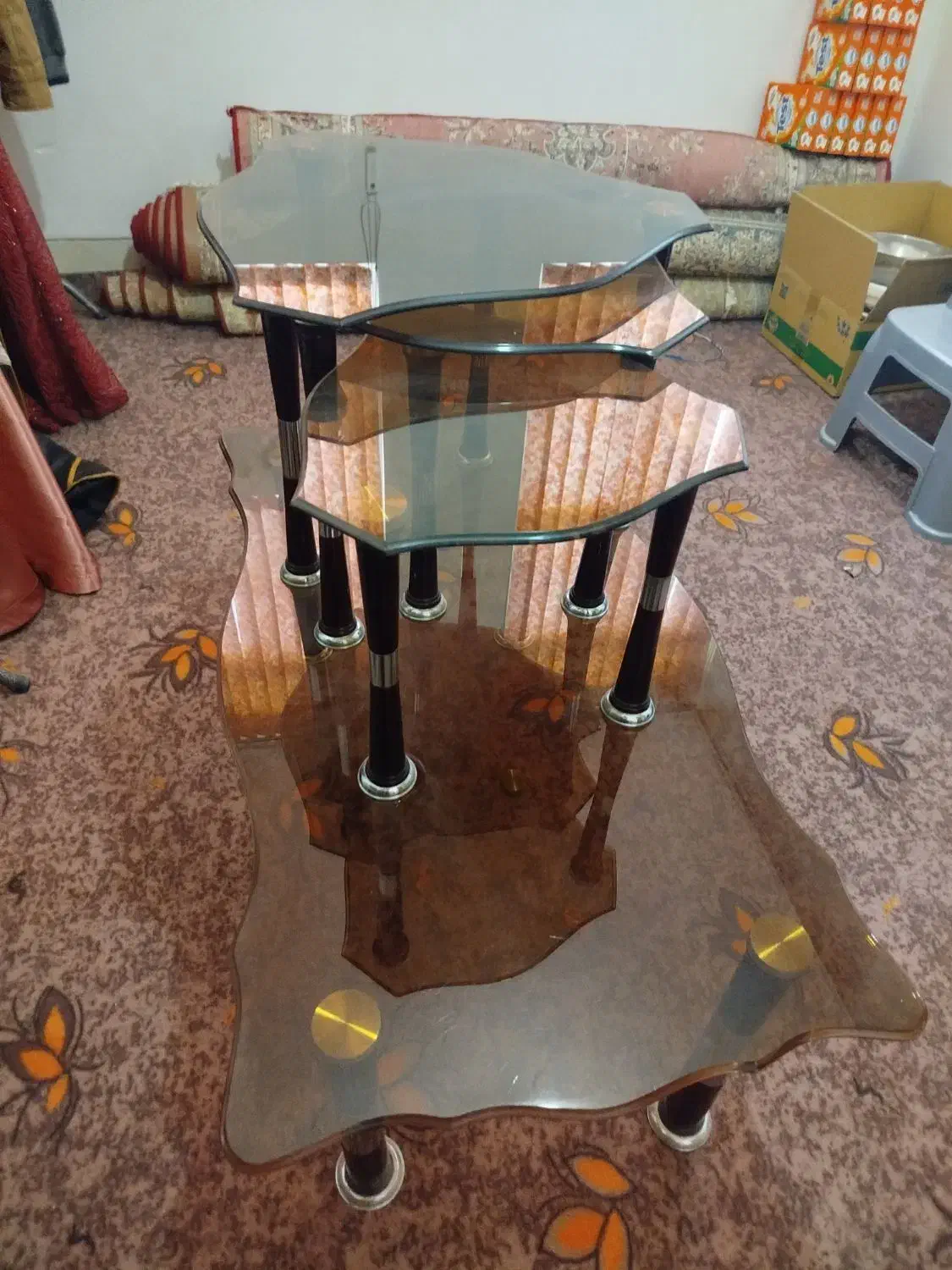 گل میز شیشه ای 4عدد|مبلمان خانگی و میز عسلی|مرودشت, قانون|دیوار