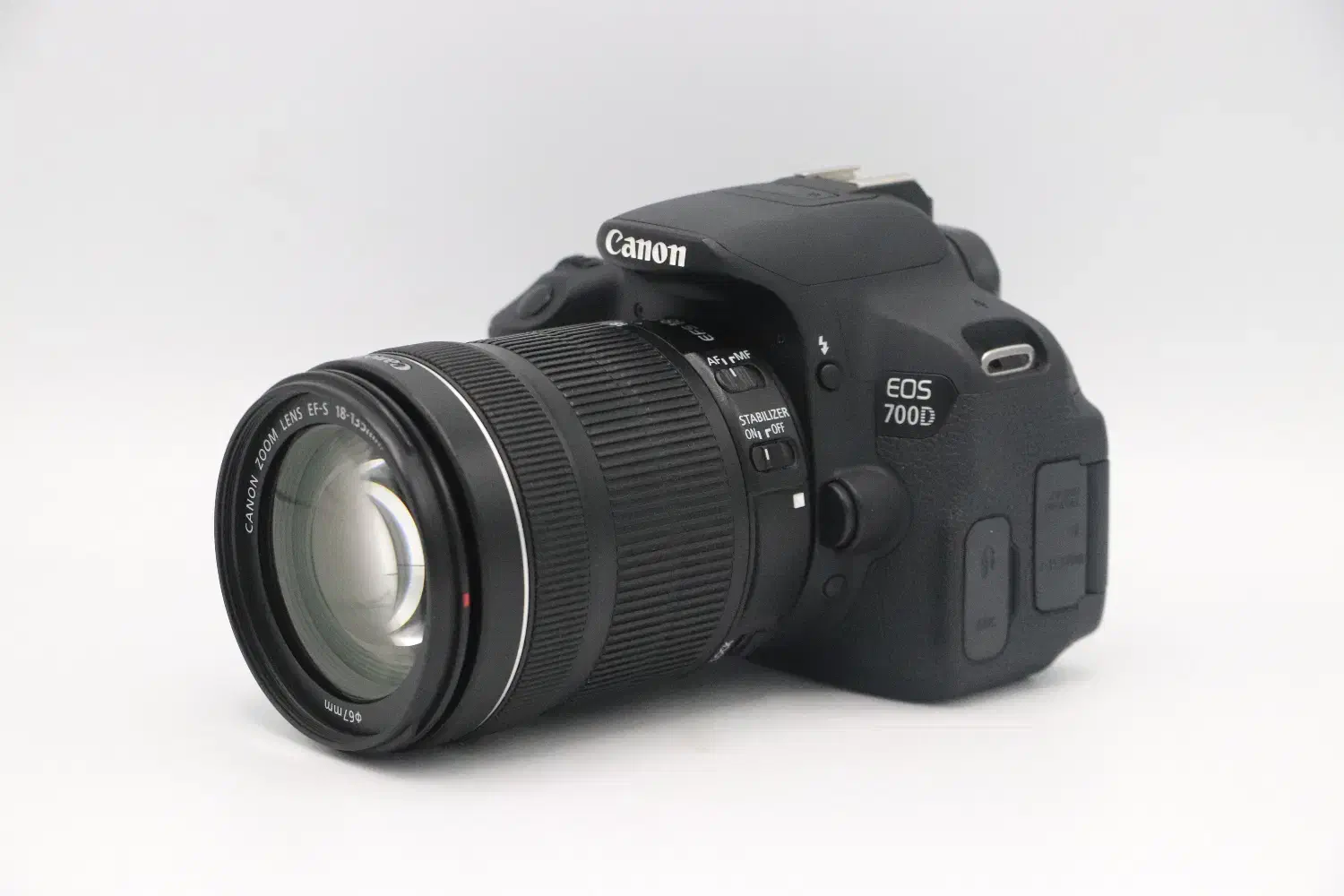 دوربین کانن Canon 700D به همراه لنز 18/135|دوربین عکاسی و فیلم‌برداری|تهران, شیخ هادی|دیوار